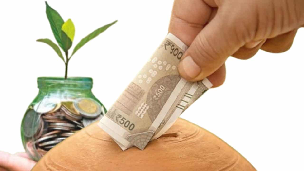 What is a mutual fund? And what role does a mutual fund play in investment. (মিউচুয়াল ফান্ডে বিনিয়োগে ঝোঁক বাড়ছে তরুণ প্রজন্মের। জেনে নিন কিভাবে বিনিয়োগ করতে হয়)